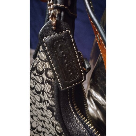 Coach - Authentic Black & Grey Signature Soho Hobo Handbag - Picture 5 of 6